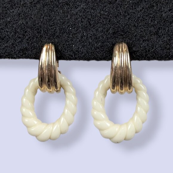V. Avon Convertible Clip-On Earrings - Picture 3 of 5